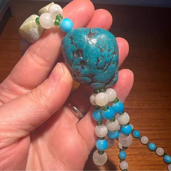 Chunky synthetic Turquoise Beaded Necklace With Huge Raw Turquoise - Picture 3 of 10